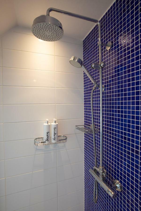 Les Vestiges Du Jour Bed & Breakfast Clohars-Fouesnant Bagian luar foto