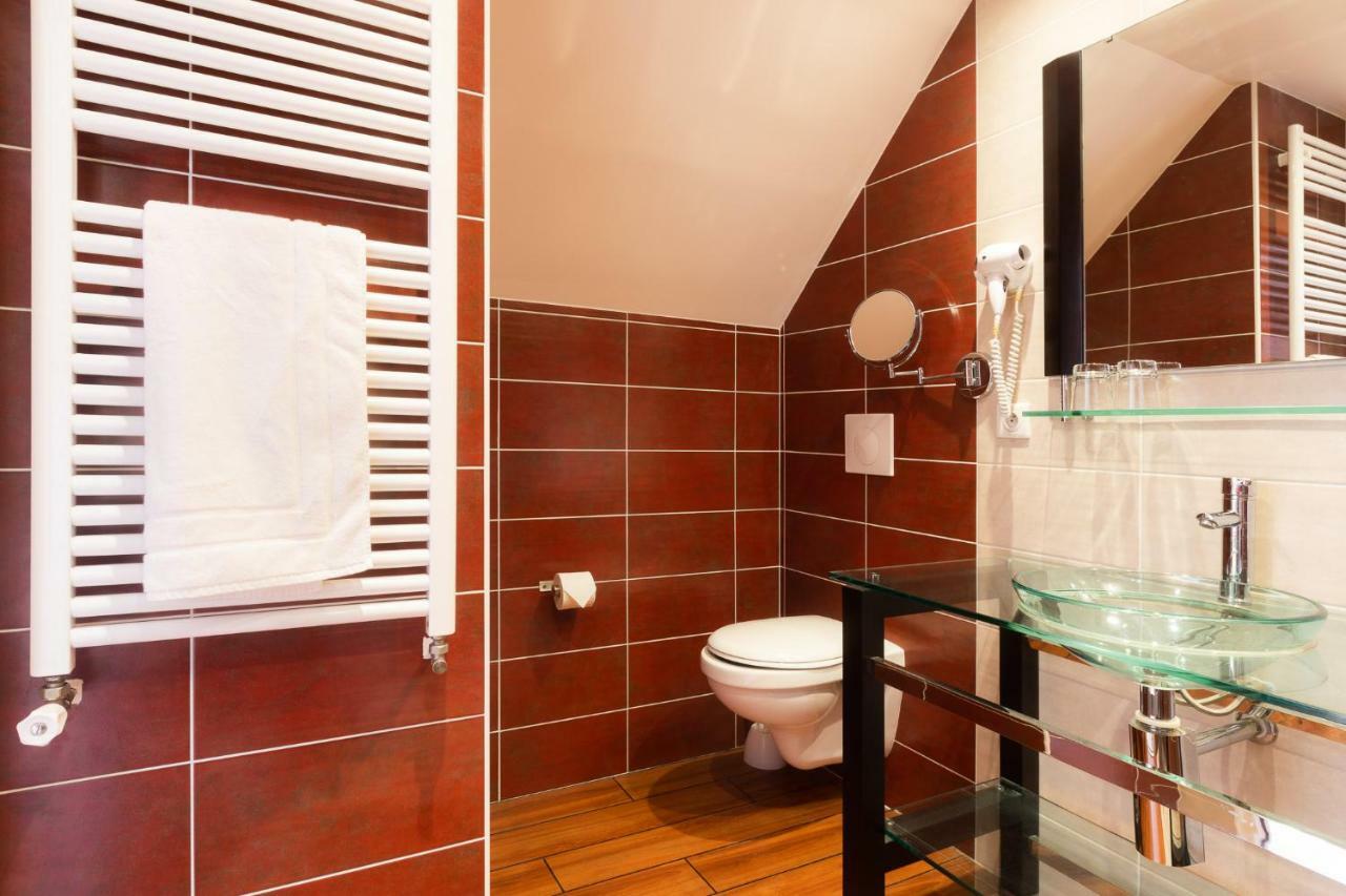Les Vestiges Du Jour Bed & Breakfast Clohars-Fouesnant Bagian luar foto